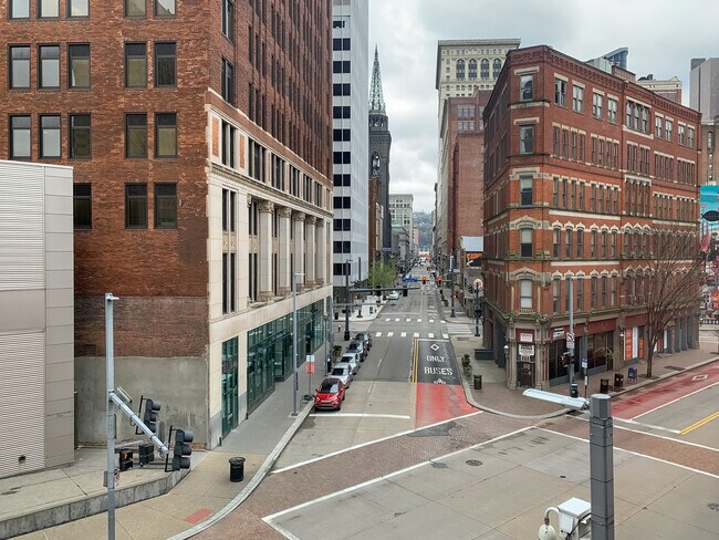 Foto del edificio - 945 Liberty Ave