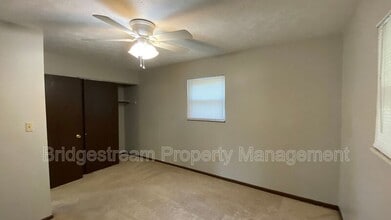 Building Photo - 52 Candlewood Ct