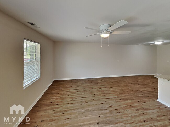 Foto del edificio - 3284 Anderson Mountain Rd