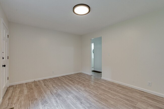 Building Photo - Charming 3-Bedroom Home in East Chattanooga