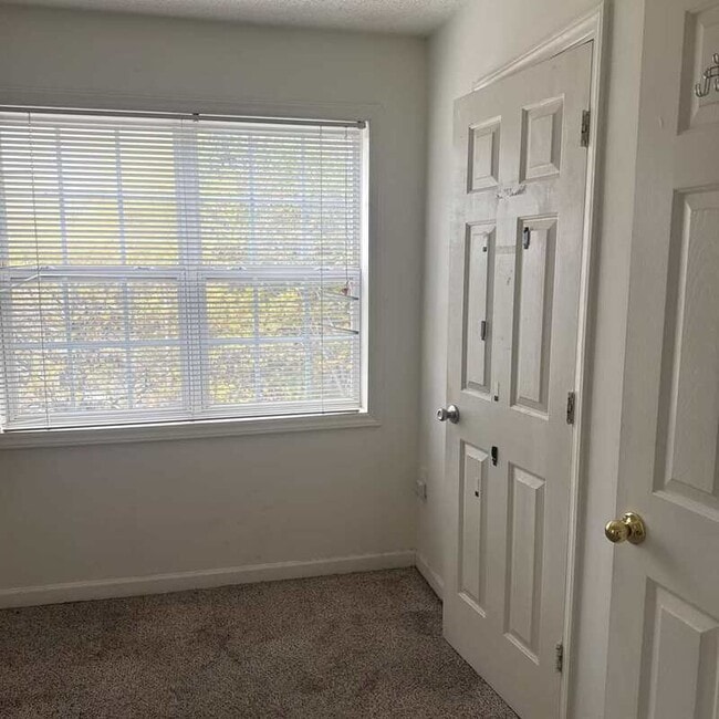 Building Photo - 2021 Wolf Tech Ln