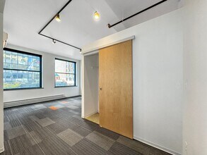 Interior Photo - The Des Moines Building