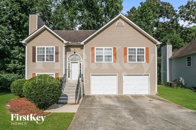 Building Photo - 8012 Mustang Ln