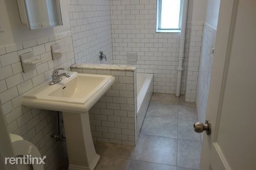 Foto del edificio - Studio, 1 bath  - 3800 Orloff Ave