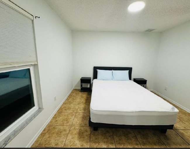 Photo - 536 Cheshire Way House