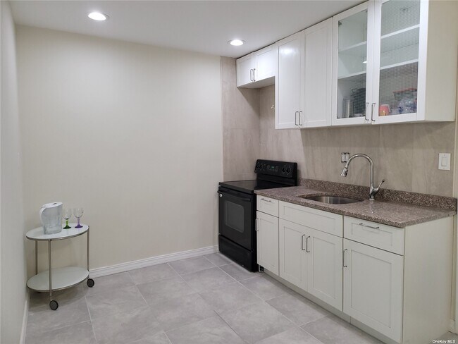 Foto del edificio - 150-63-150-78 78th Ave