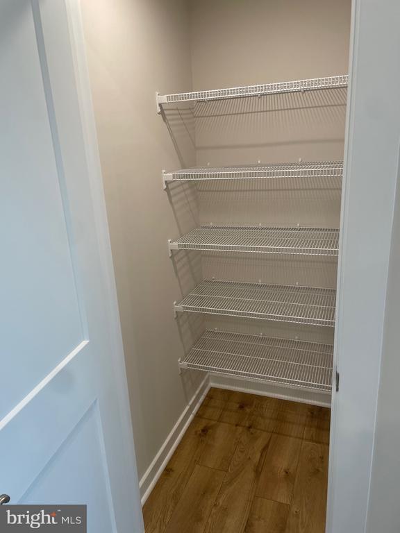 Building Photo - 44572 Wolfhound Sq