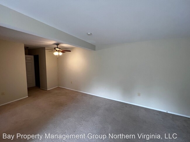 Building Photo - 1 br, 1 bath House - 5612 BISMACH DRIVE #101