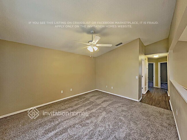 Foto del edificio - 27439 Breakers Dr