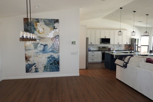 Foto del edificio - 15608 N 38th St