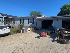 Building Photo - 34506 White Oak Dr