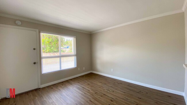 Foto del interior - 5048 Wightman St.