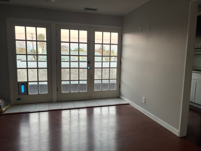 Foto del edificio - 1926 Glenview Ave