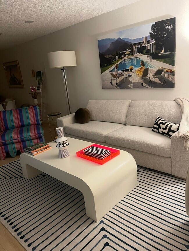 Foto del edificio - 73165 Alice Marble Ln