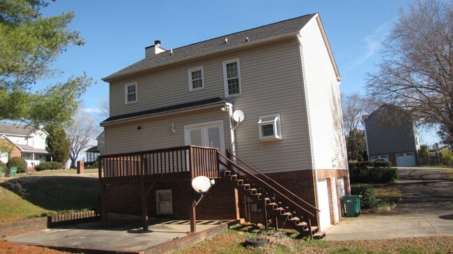 Foto del edificio - Well-kept 3 bedroom 2 1/2 bath home in the heart of Clemmons