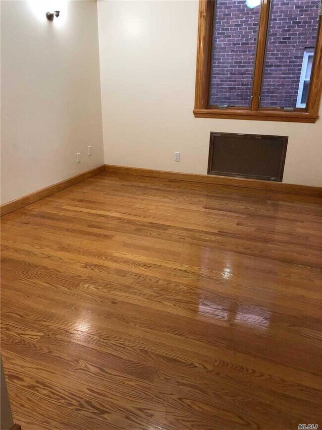 Building Photo - 196-43 50th Ave