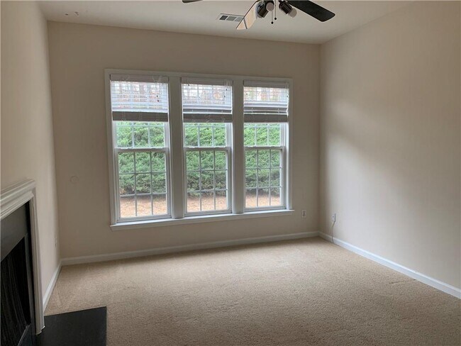 Building Photo - 347 Andridge Ct NW