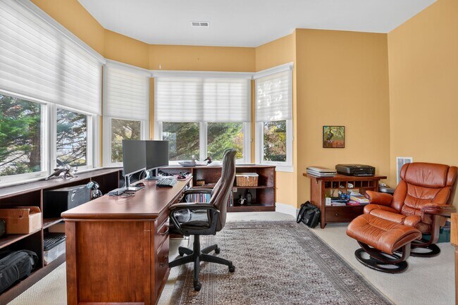 Photo - 2601 Hume Dr Townhome