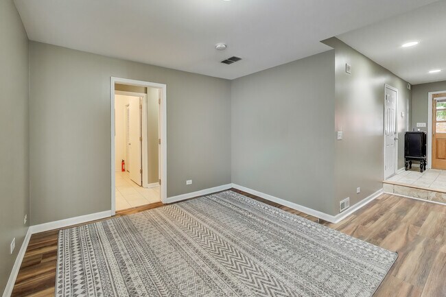 Foto del edificio - 2305 W Thomas St