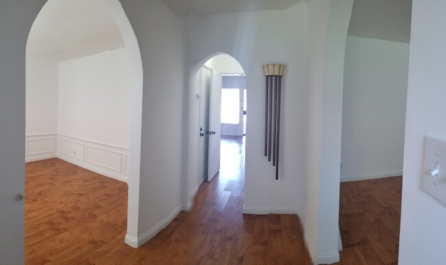 Building Photo - 226 Alta Ave