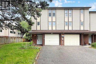 Building Photo - 10 Townsend Rd