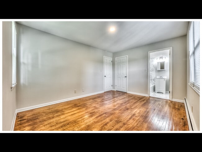 Building Photo - 600 Squires Rd