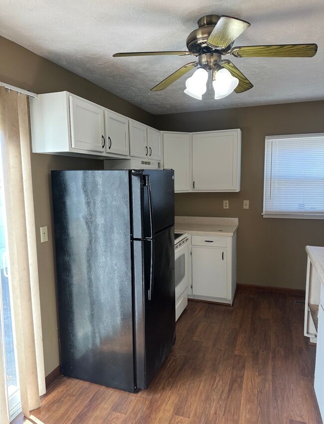 Foto del edificio - 1811 W 13th St