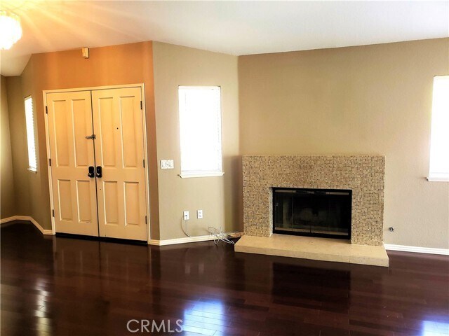 Building Photo - 2803 Ravenwood Ct