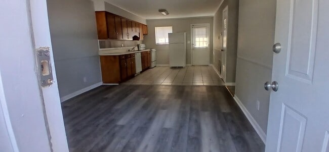 Building Photo - The Vue on Cliffside