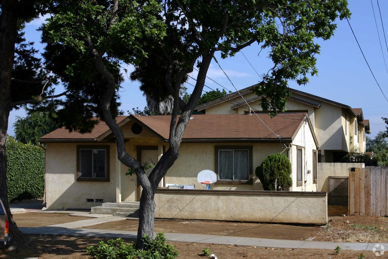 Foto del edificio - 508-510 D St