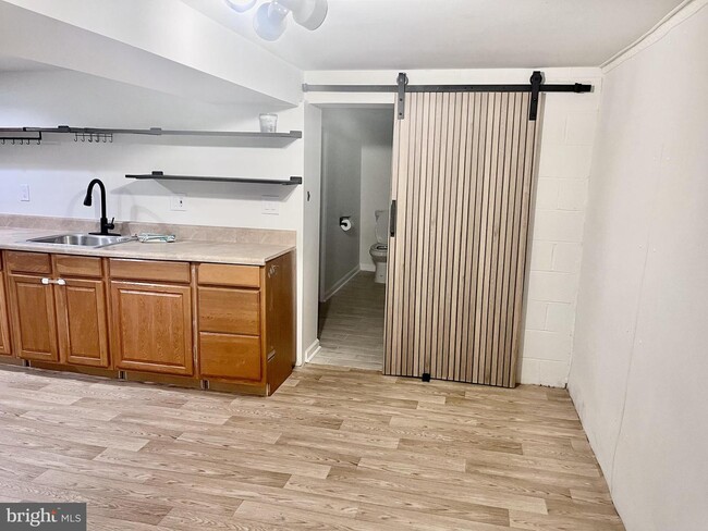 Building Photo - 10971 Clara Barton Dr