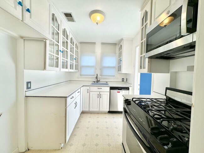 Foto del edificio - Inviting Burbank Home