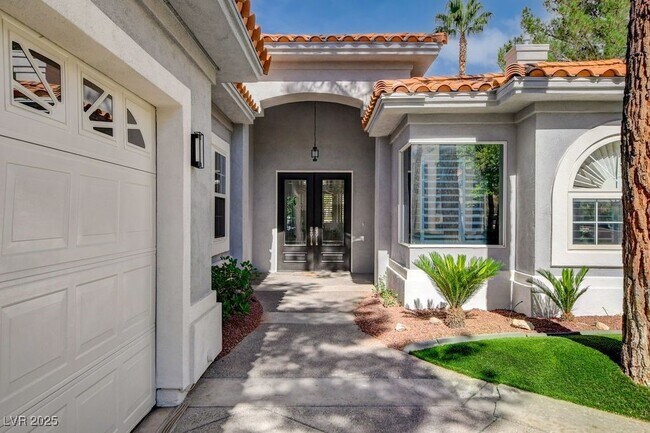 Foto del edificio - 2132 Lookout Point Cir