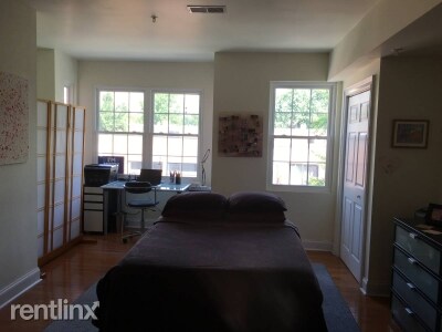 Building Photo - 1216 South St