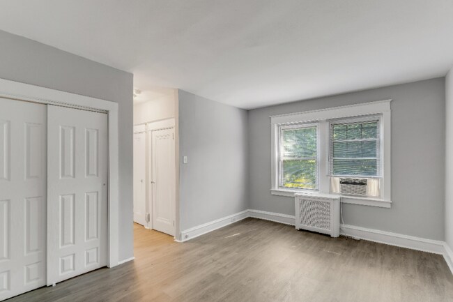 Foto del edificio - 7057 Cresheim Rd