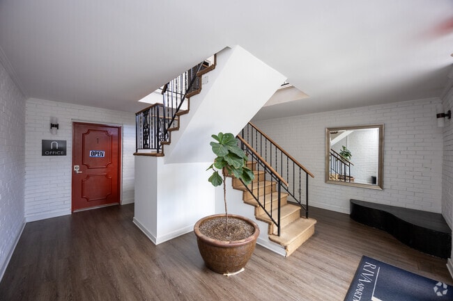 Leasing Office - Riva Apartments