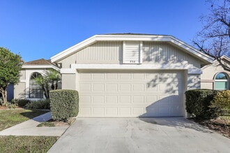 Building Photo - 806 E Charing Cross Cir