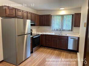 Building Photo - 110 Leeward Dr