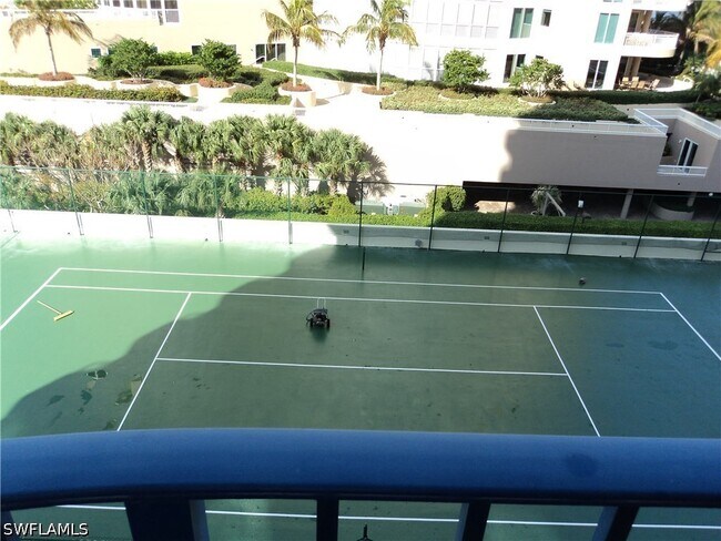 Foto del edificio - 4451 Gulf Shore Blvd N