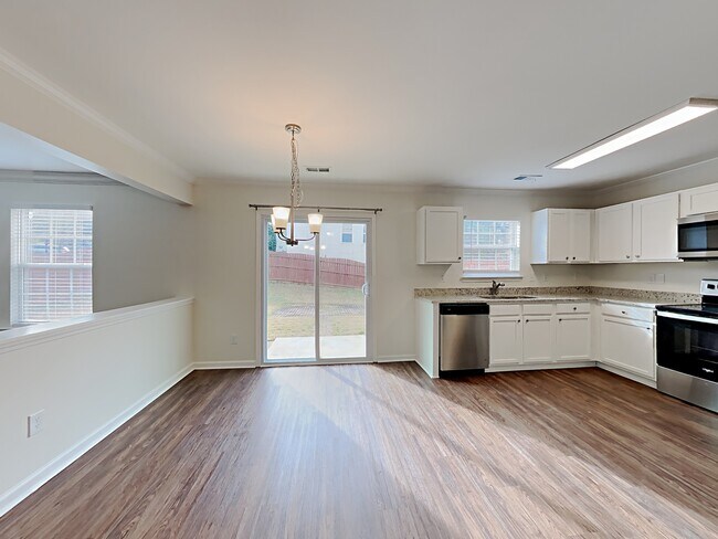 Building Photo - 2905 Whittier Way