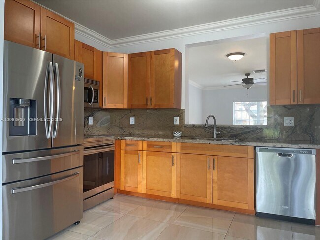 Foto del edificio - 16242 Emerald Cove Rd