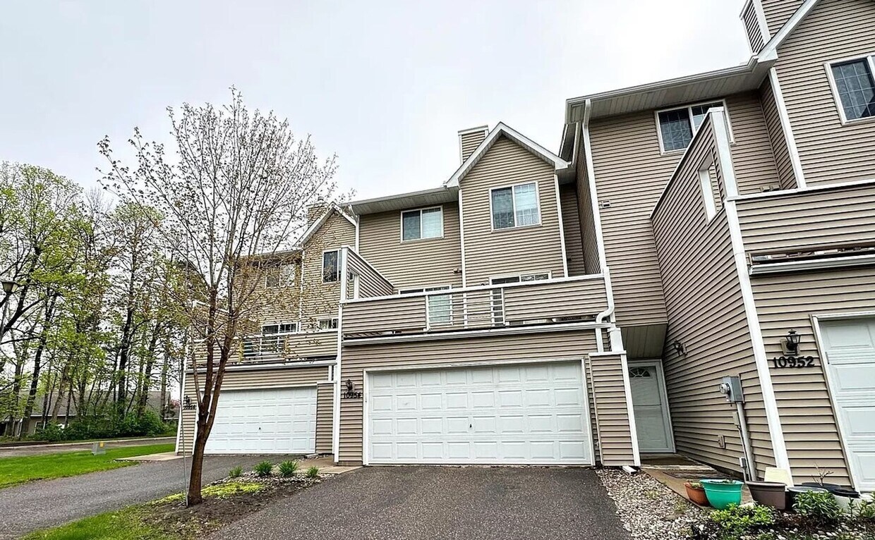 Foto principal - awesome 2 bedroom townhouse in blaine!