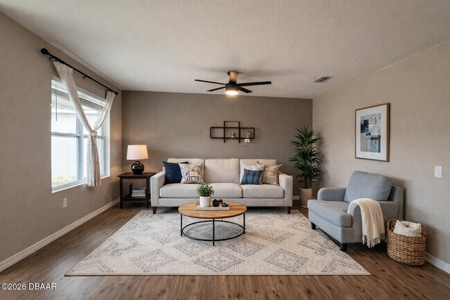 Foto del edificio - 208 Old Mill Pond Rd