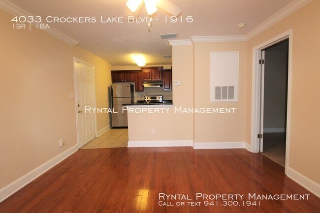 Building Photo - 4033 Crockers Lake Blvd