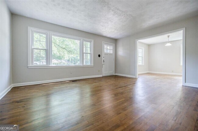 Foto del edificio - 1716 Beacon Hill Blvd NE