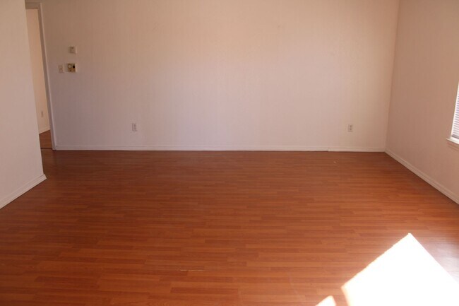 Building Photo - 11756 Bell Tower Dr