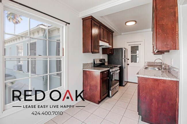 Foto del edificio - 1832 N Edgemont-8