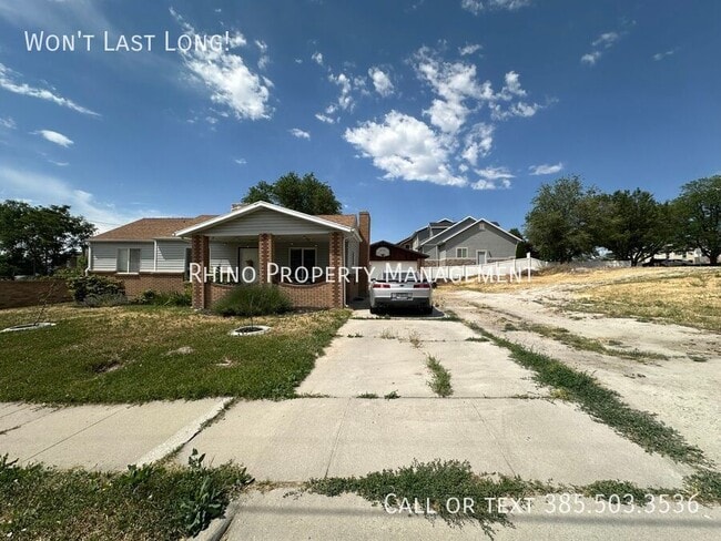 Building Photo - 55 E 11000 S
