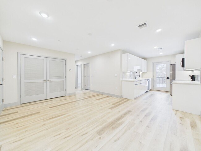 Foto del edificio - 2nd Street Lofts -Newly Constructed Modern Apartments