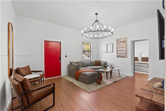 Foto del edificio - 601 SW 1st St